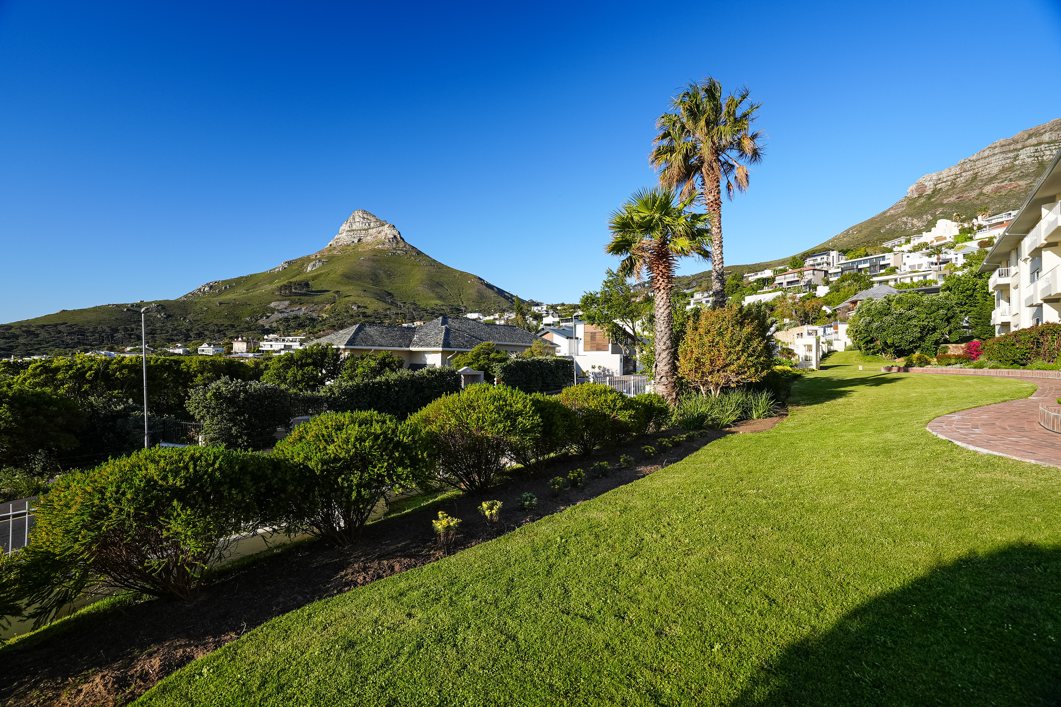 2 Bedroom Property for Sale in Camps Bay Western Cape